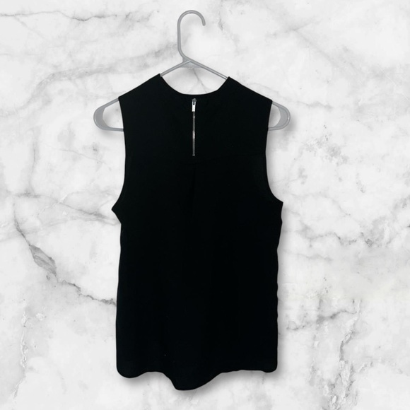 Professional, edgy - Picture 1 of 5